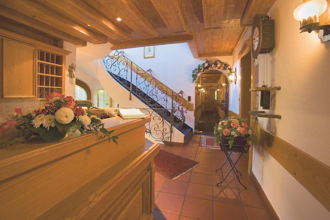 Hotel Alpina Hagnau Eksteriør billede