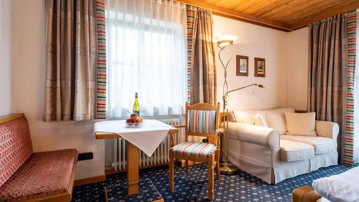 Hotel Alpina Hagnau Eksteriør billede