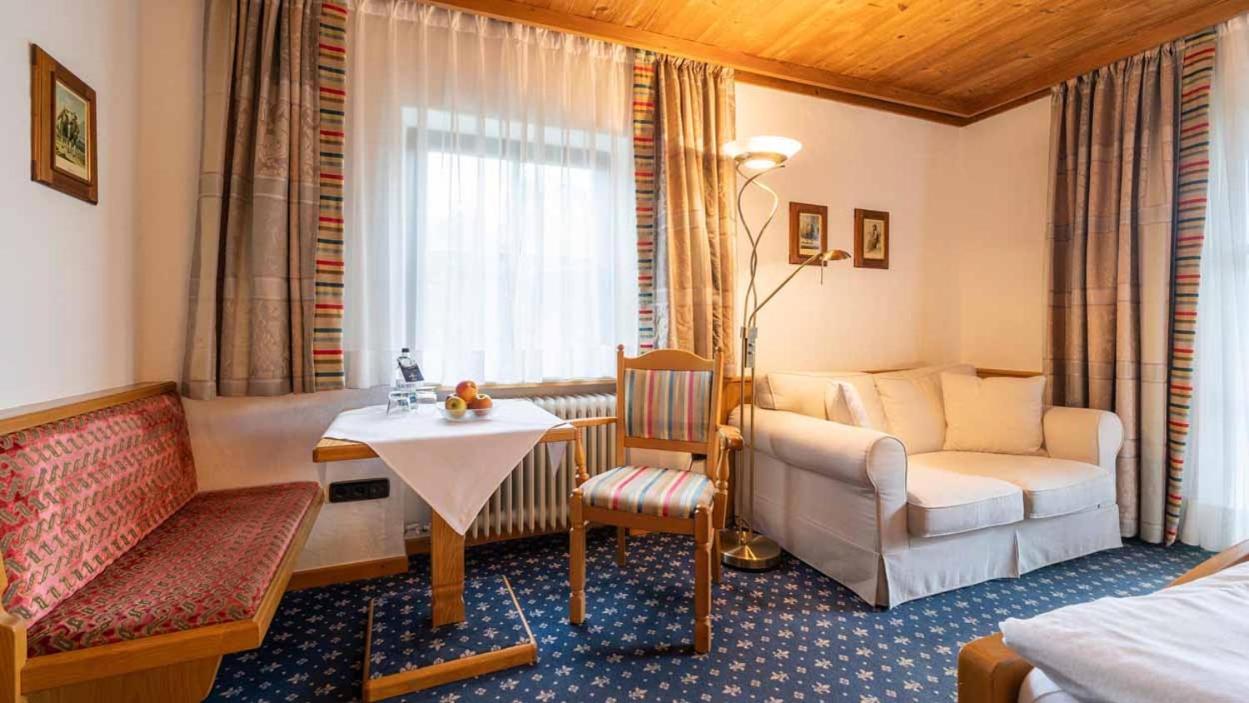 Hotel Alpina Hagnau Eksteriør billede