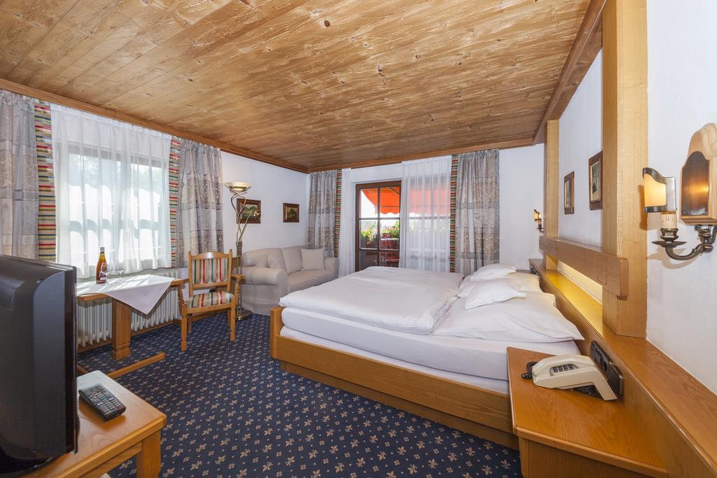 Hotel Alpina Hagnau Eksteriør billede