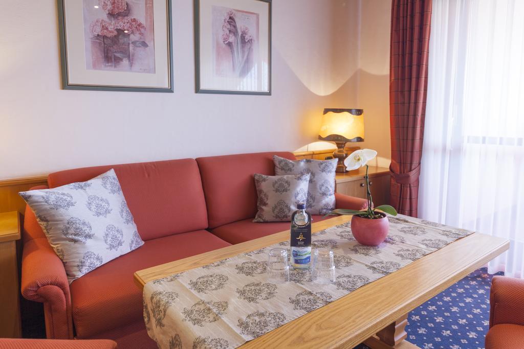 Hotel Alpina Hagnau Eksteriør billede